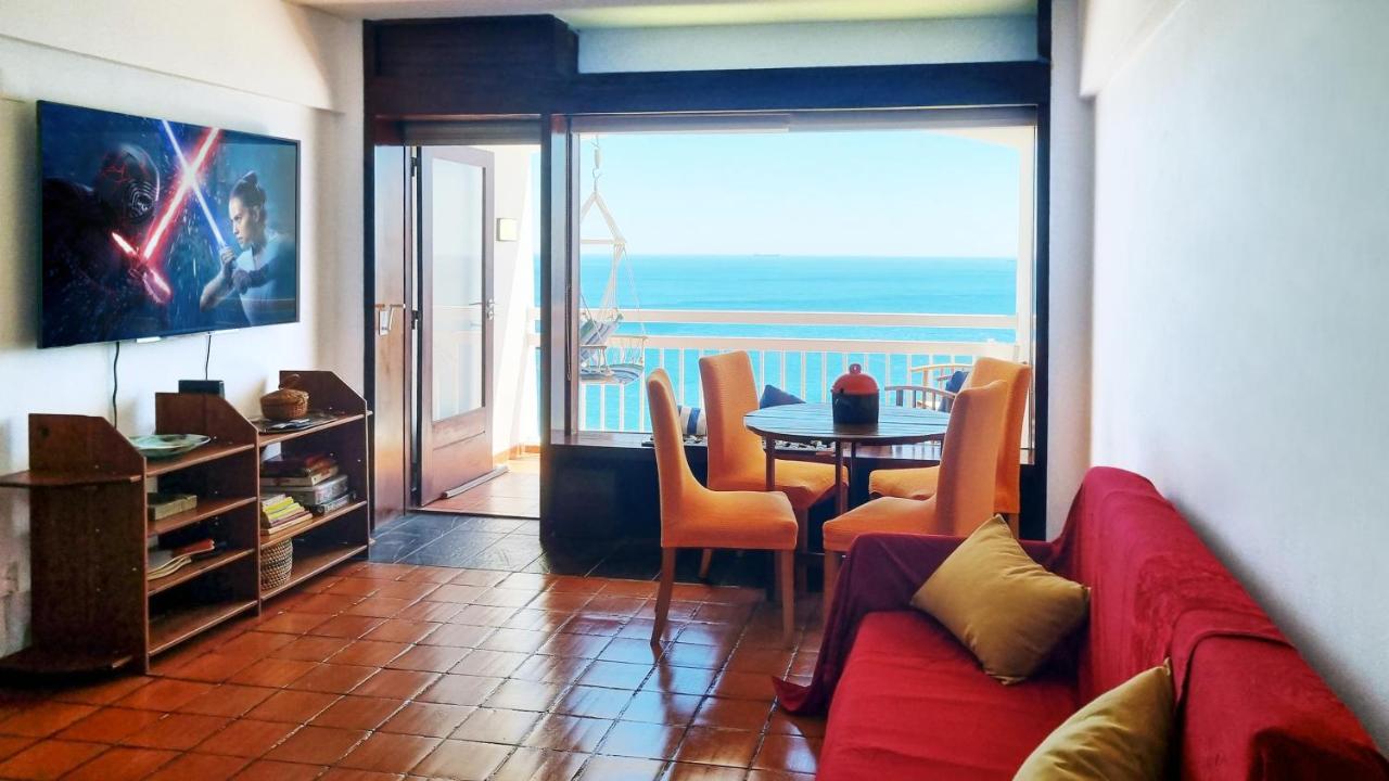 Sesimbra Sun&Sea - Beachfront Apartment! Exterior photo