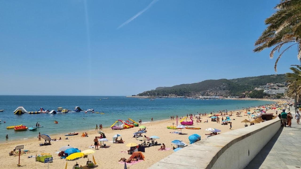 Sesimbra Sun&Sea - Beachfront Apartment! Exterior photo